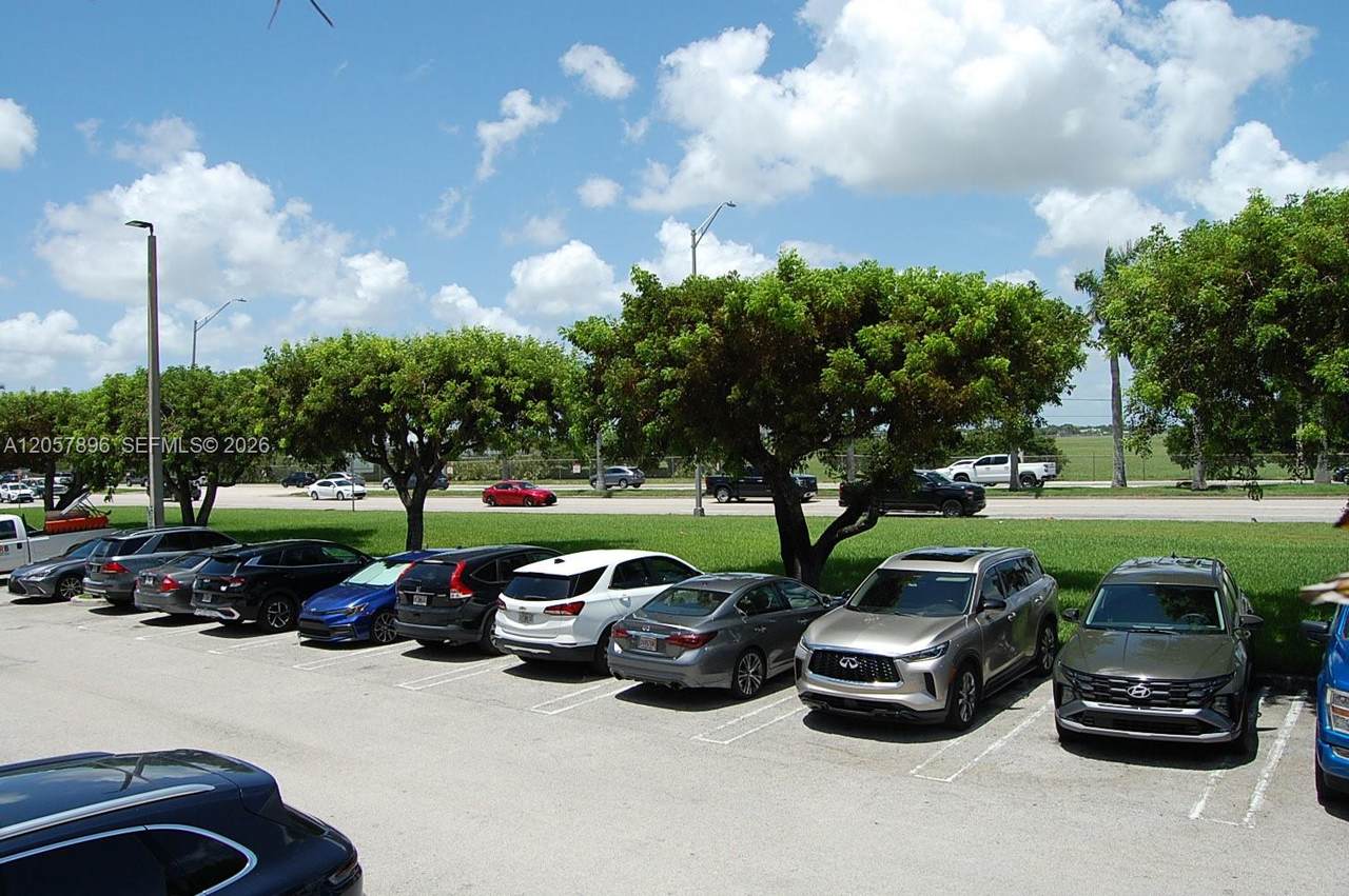 https://bt-photos.global.ssl.fastly.net/miami/1280_boomver_1_A12057896-2.jpg