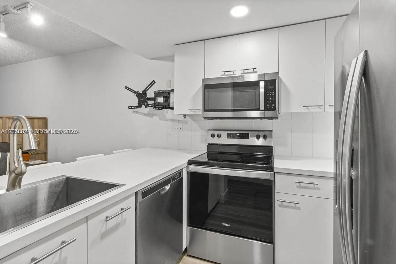 https://bt-photos.global.ssl.fastly.net/miami/1280_boomver_1_A12058081-2.jpg