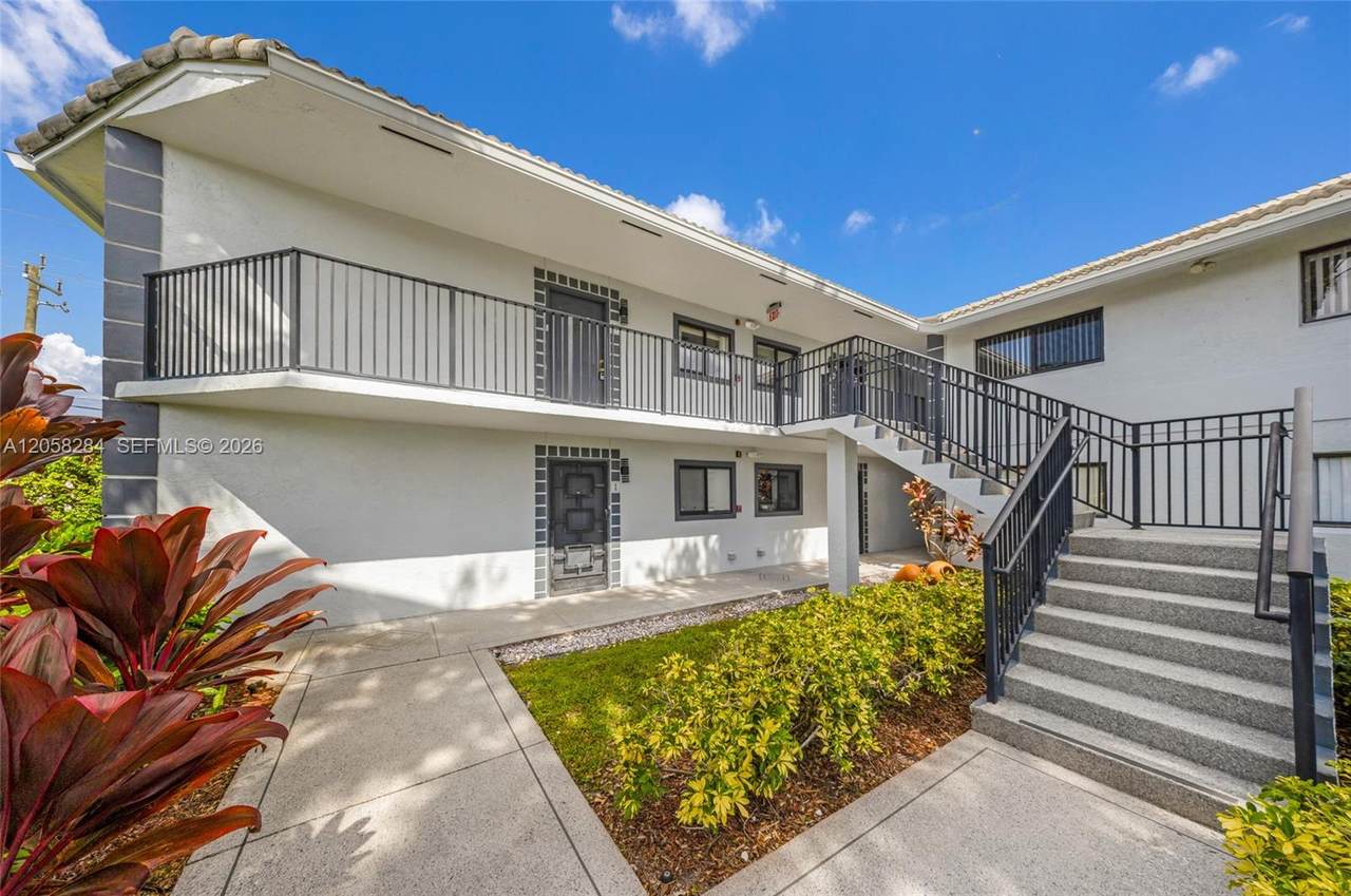 15011 Ashland Cir - Photo 1
