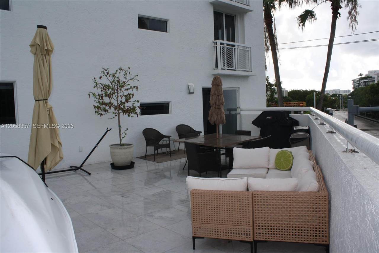 https://bt-photos.global.ssl.fastly.net/miami/1280_boomver_1_A12058357-2.jpg