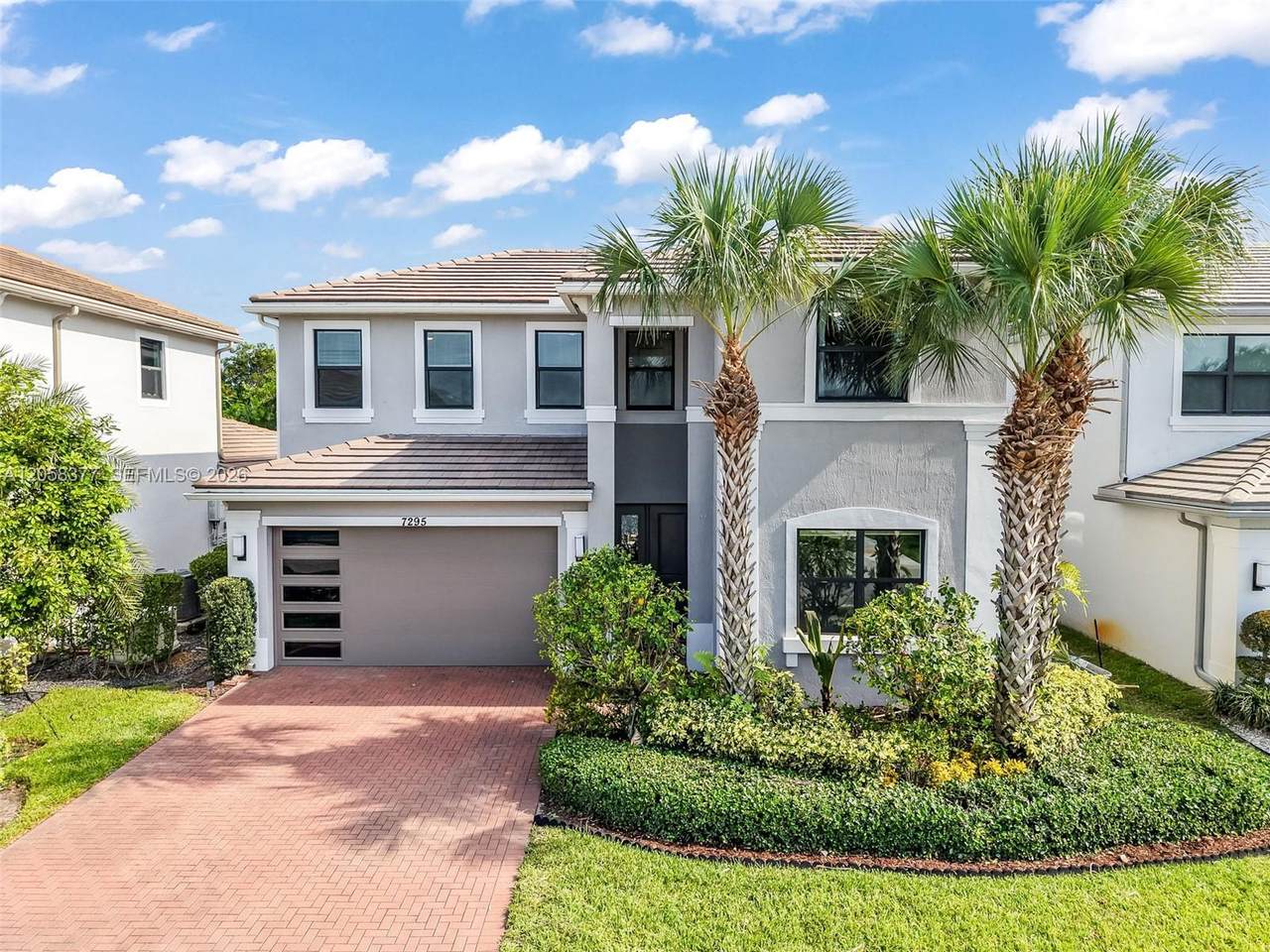 7295 Stella Ln - Photo 1