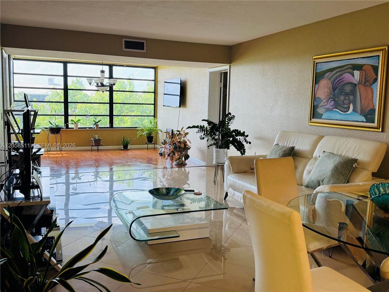 https://bt-photos.global.ssl.fastly.net/miami/1280_boomver_1_A12058511-2.jpg