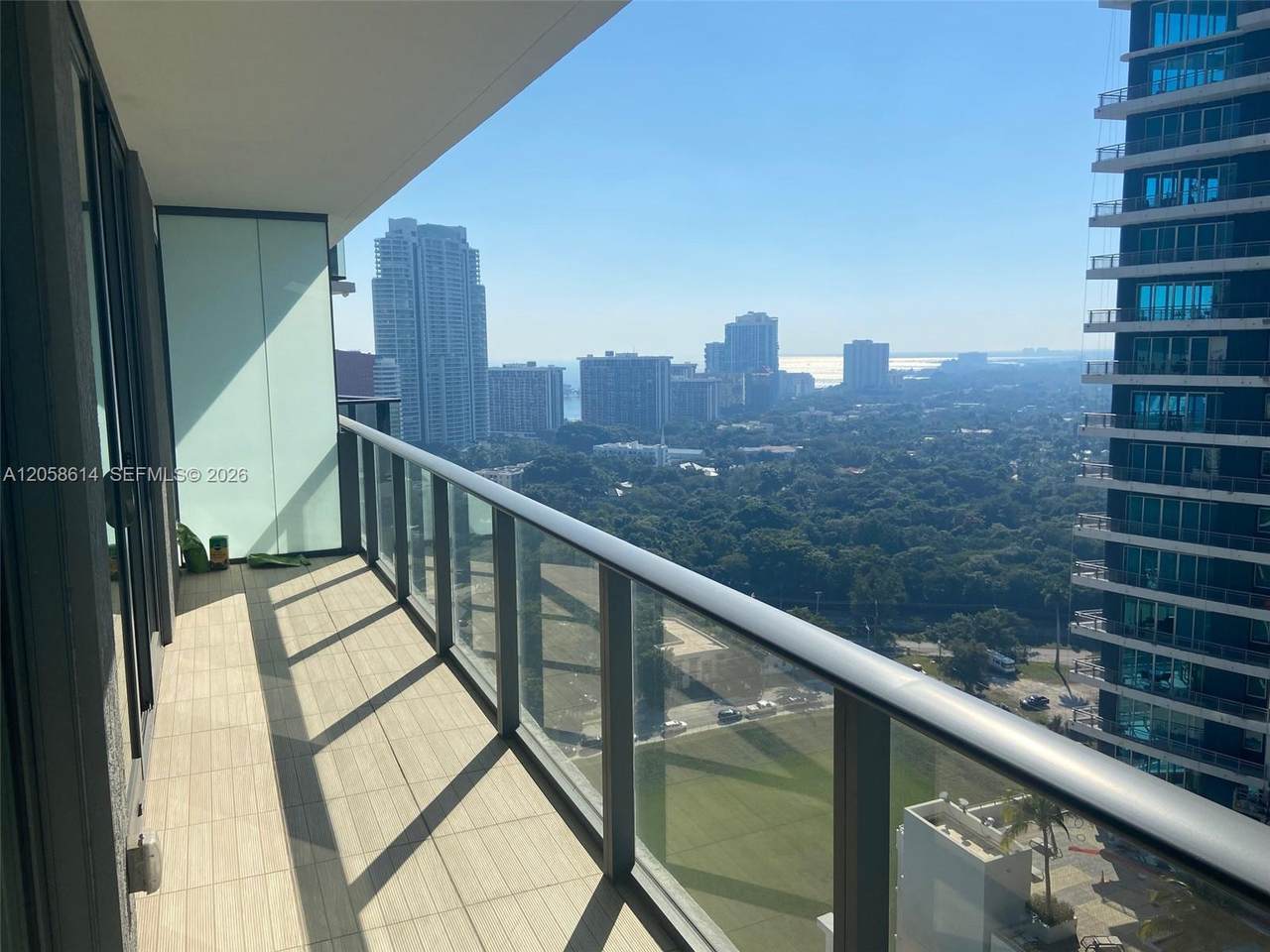 https://bt-photos.global.ssl.fastly.net/miami/1280_boomver_1_A12058614-2.jpg