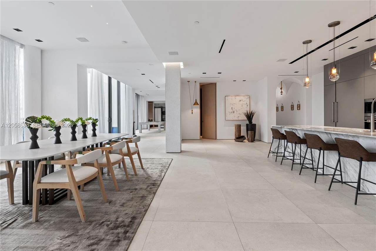 https://bt-photos.global.ssl.fastly.net/miami/1280_boomver_1_A12058698-2.jpg