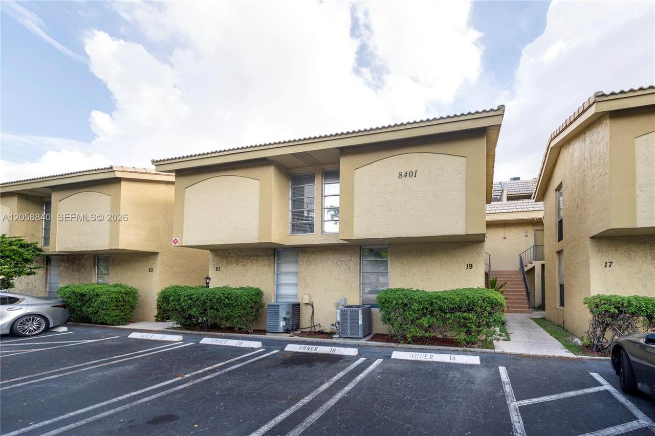 8401 Sample Rd - Photo 1