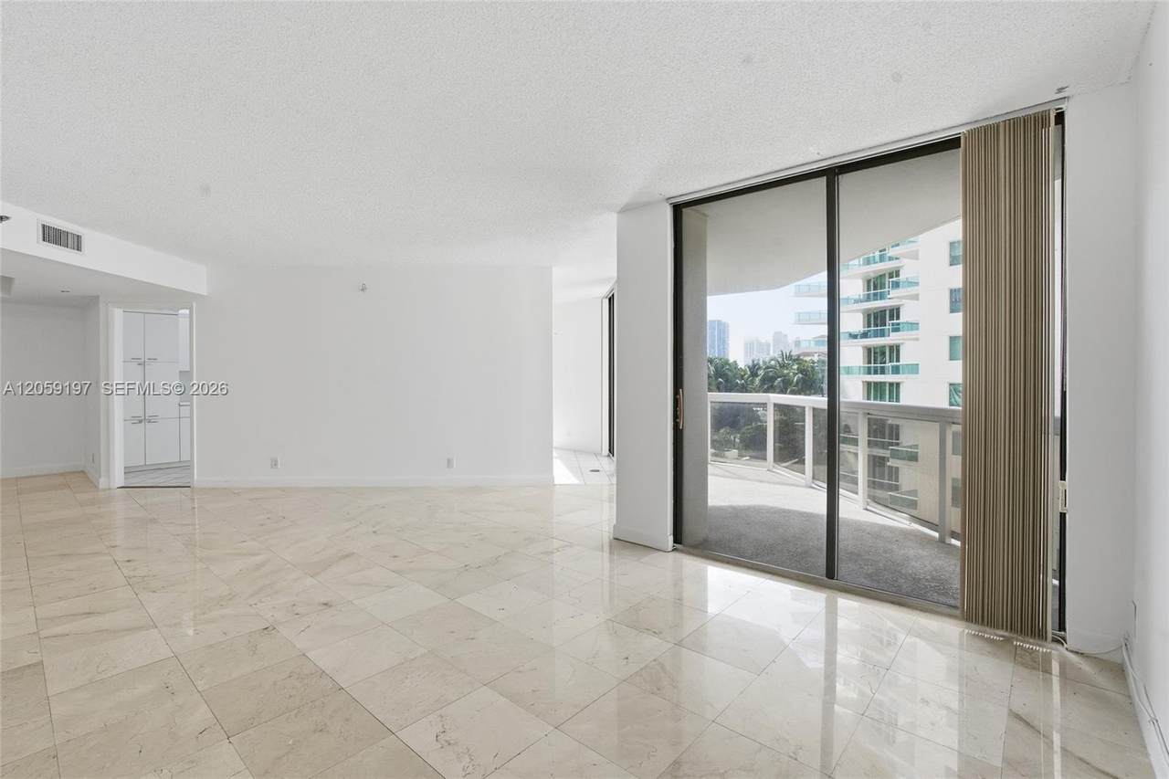 https://bt-photos.global.ssl.fastly.net/miami/1280_boomver_1_A12059197-2.jpg