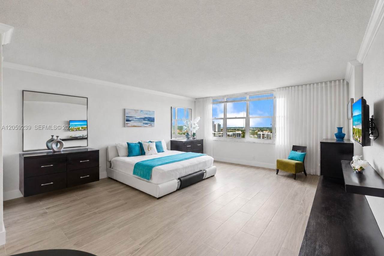 2501 Ocean Dr - Photo 1