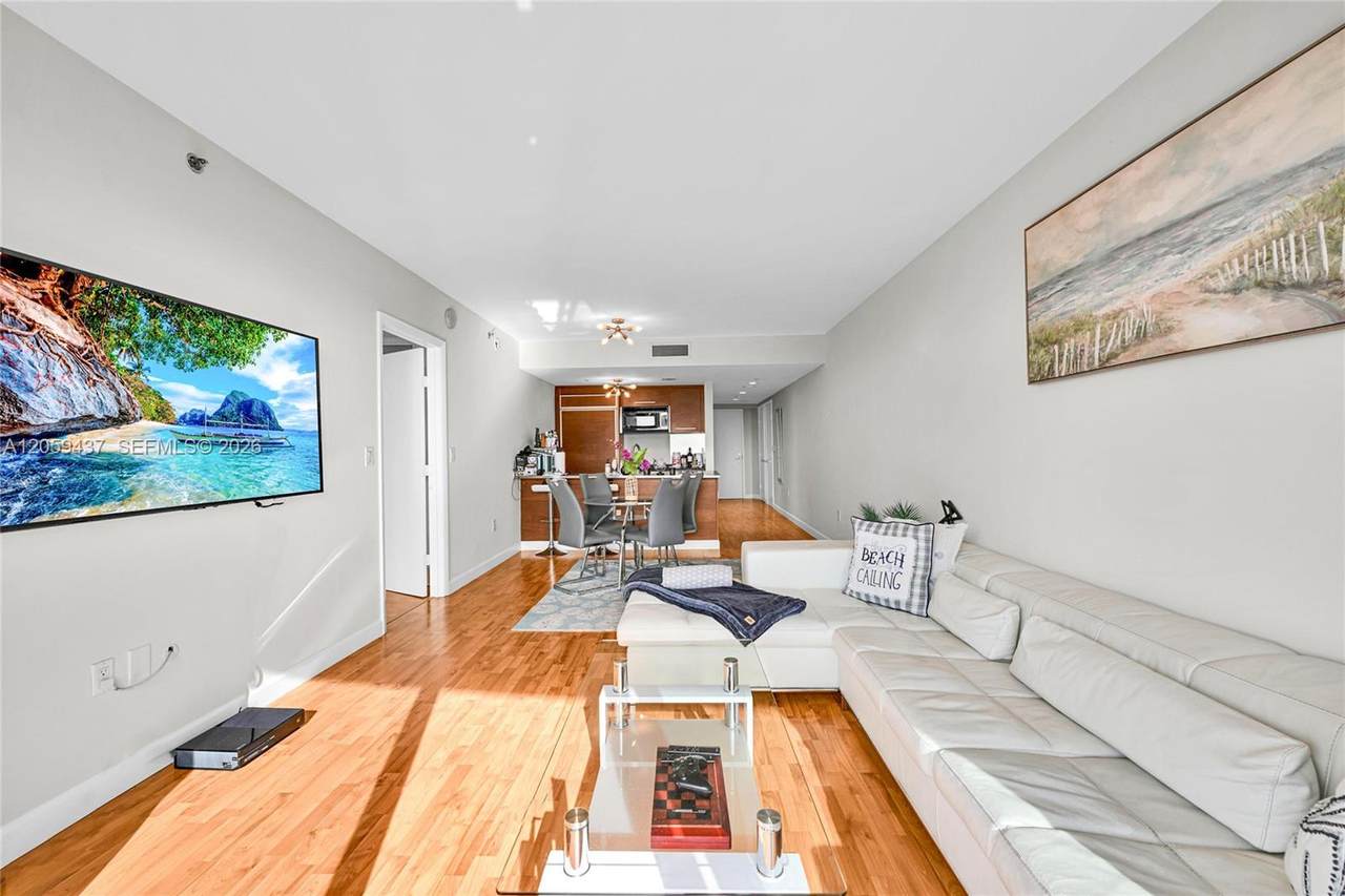 1850 Ocean Dr - Photo 1
