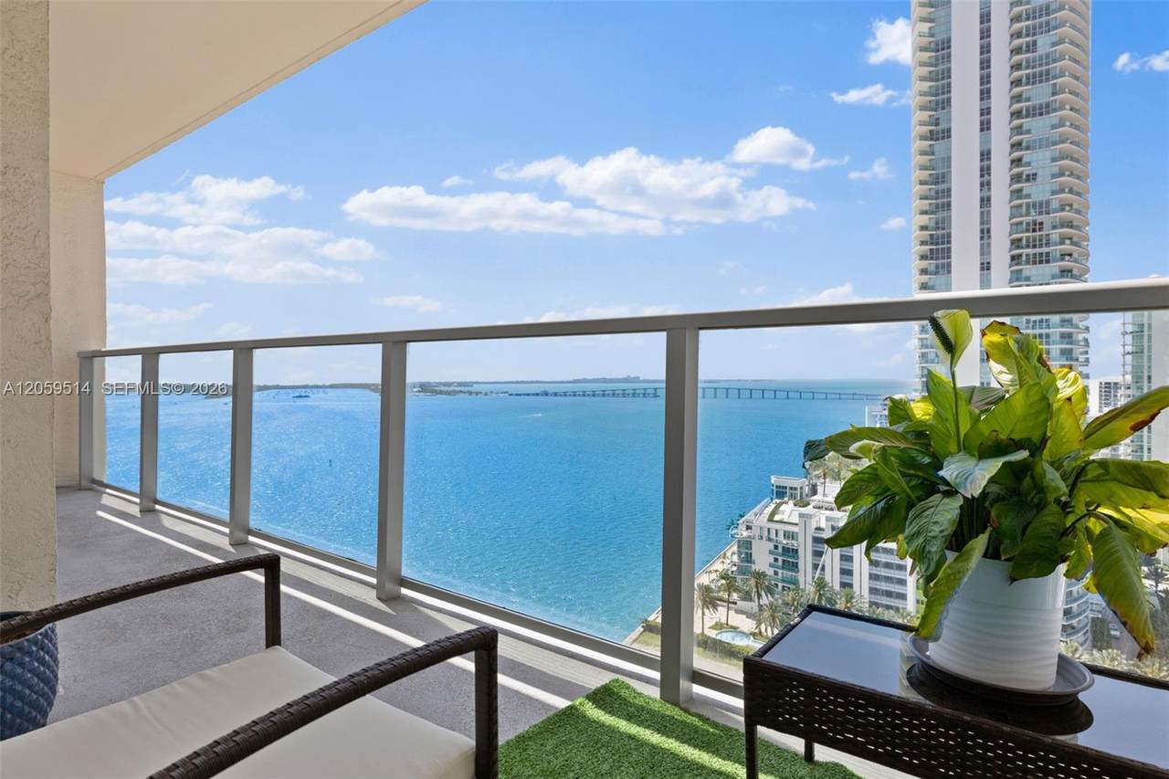 1155 Brickell Bay Dr - Photo 1