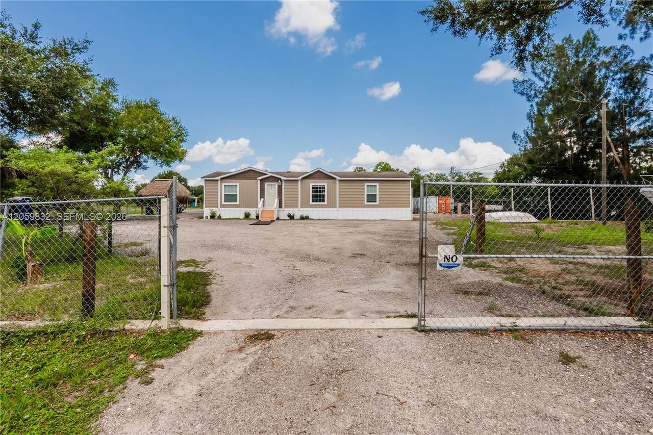 https://bt-photos.global.ssl.fastly.net/miami/1280_boomver_1_A12059832-2.jpg