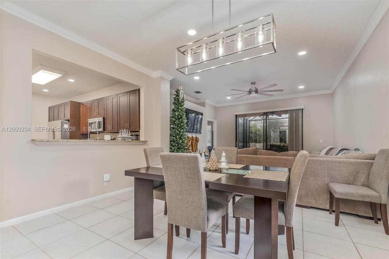 3044 La Mirage Dr - Photo 1