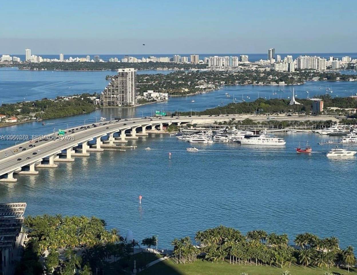 900 Biscayne Blvd - Photo 1