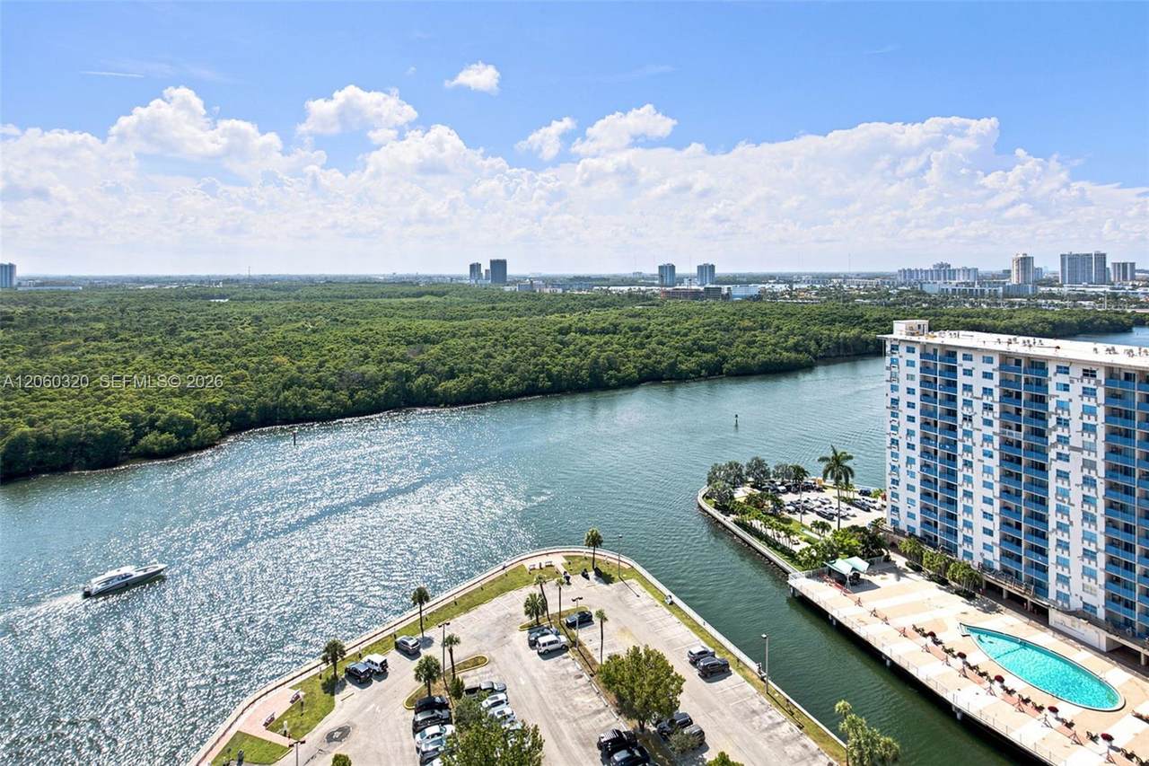 https://bt-photos.global.ssl.fastly.net/miami/1280_boomver_1_A12060320-2.jpg