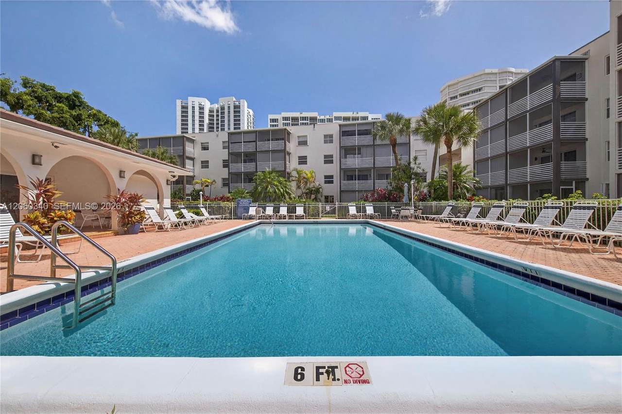 https://bt-photos.global.ssl.fastly.net/miami/1280_boomver_1_A12060340-2.jpg