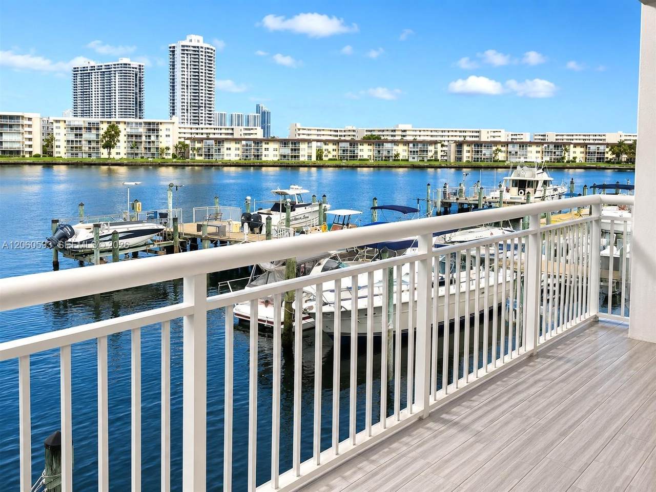 https://bt-photos.global.ssl.fastly.net/miami/1280_boomver_1_A12060593-2.jpg
