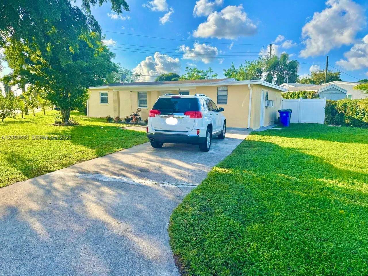 5755 Winfield Blvd - Photo 1