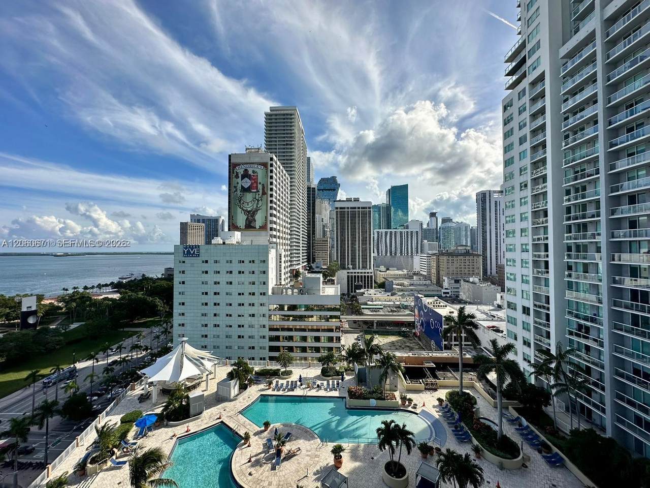 244 Biscayne Blvd - Photo 1