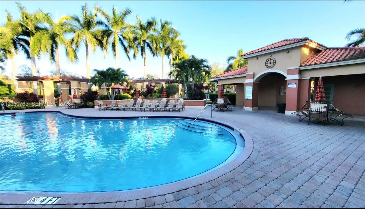 https://bt-photos.global.ssl.fastly.net/miami/1280_boomver_1_A12060785-2.jpg