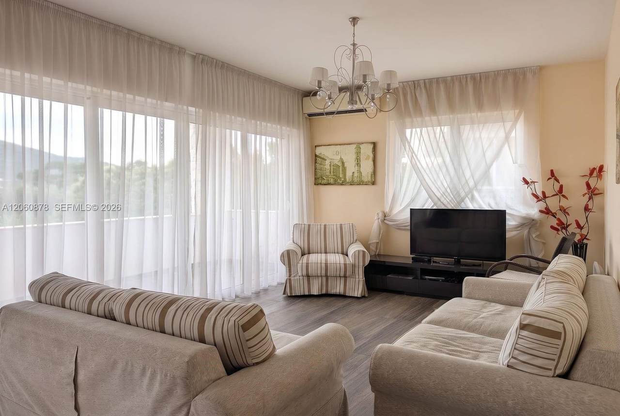 431 Medeterian Road, Montenegro - Photo 1