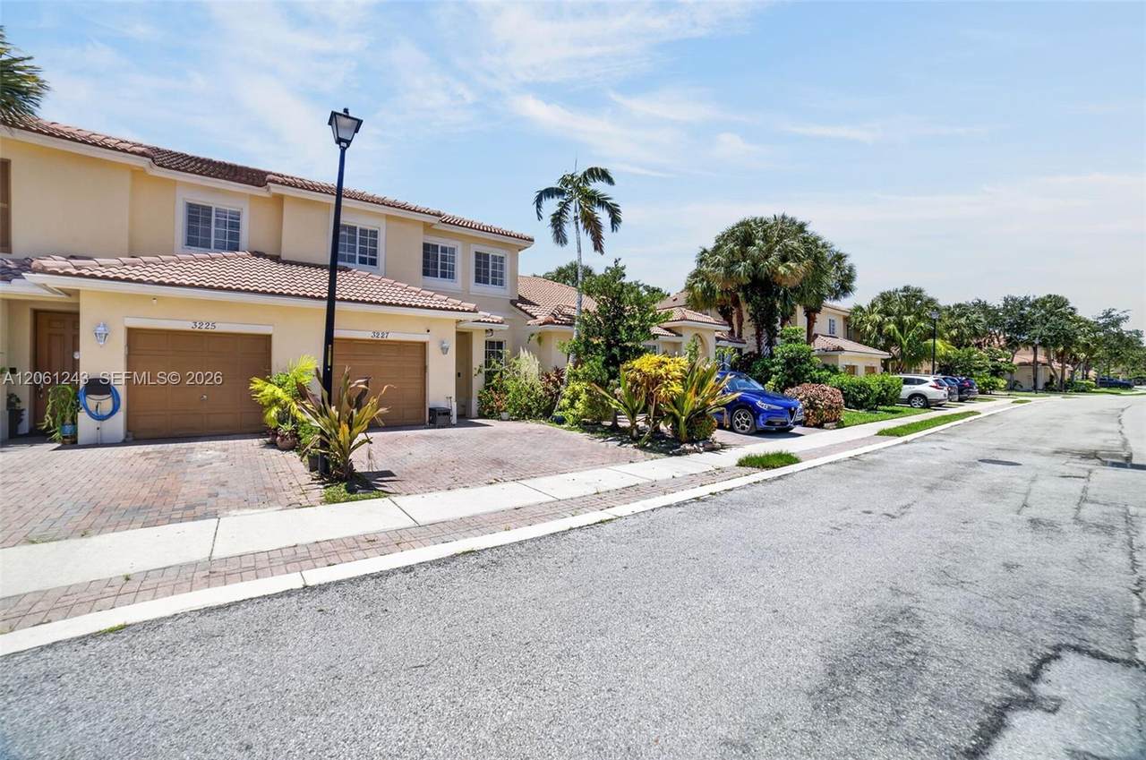 https://bt-photos.global.ssl.fastly.net/miami/1280_boomver_1_A12061243-2.jpg