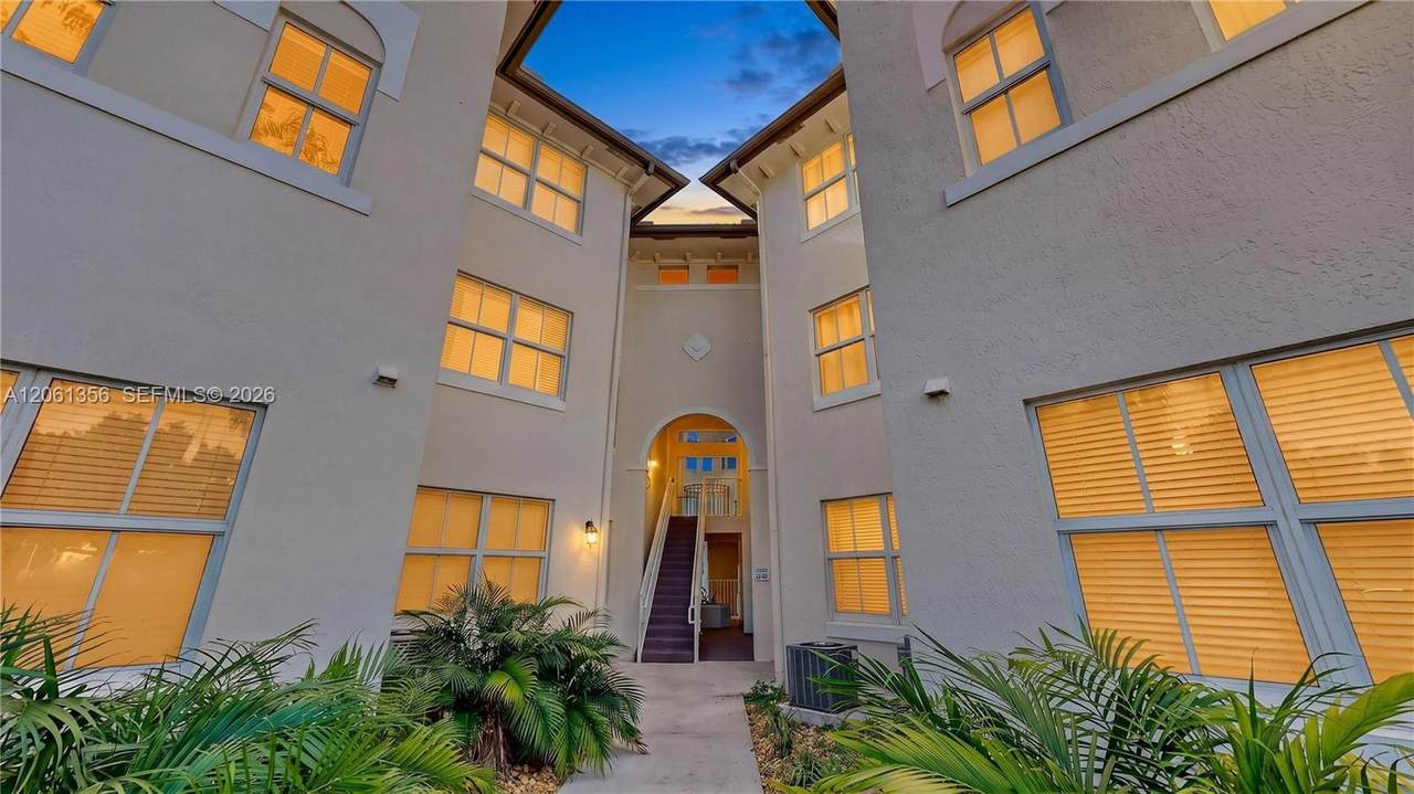 https://bt-photos.global.ssl.fastly.net/miami/1280_boomver_1_A12061356-2.jpg