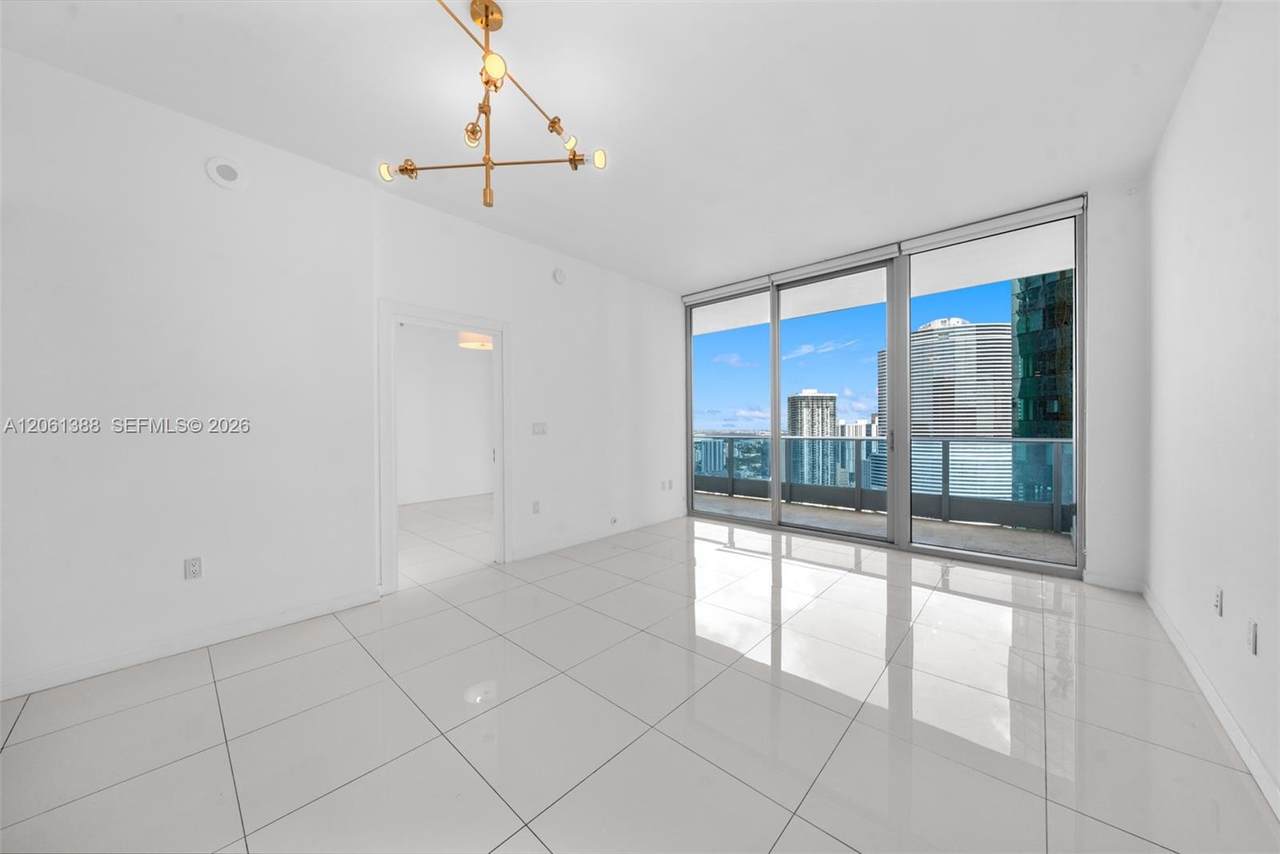 200 Biscayne Boulevard Way - Photo 1