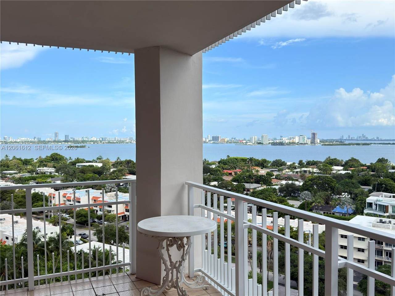 https://bt-photos.global.ssl.fastly.net/miami/1280_boomver_1_A12061612-2.jpg