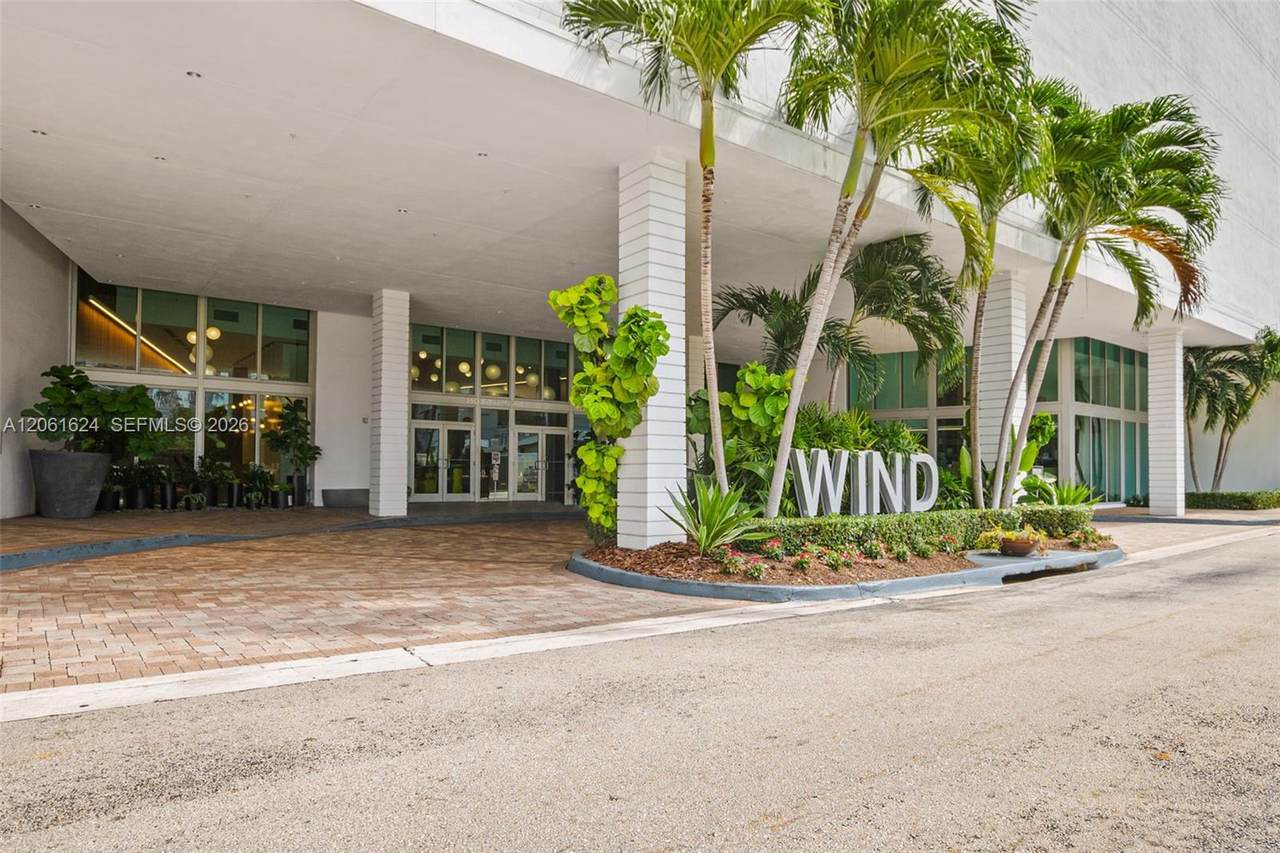 350 Miami Ave - Photo 1