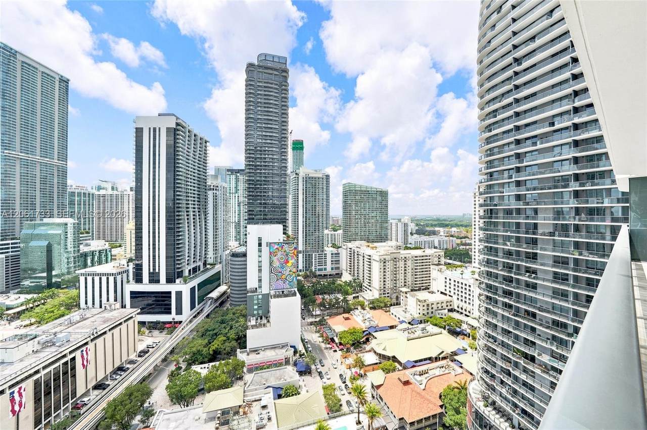 https://bt-photos.global.ssl.fastly.net/miami/1280_boomver_1_A12061733-2.jpg
