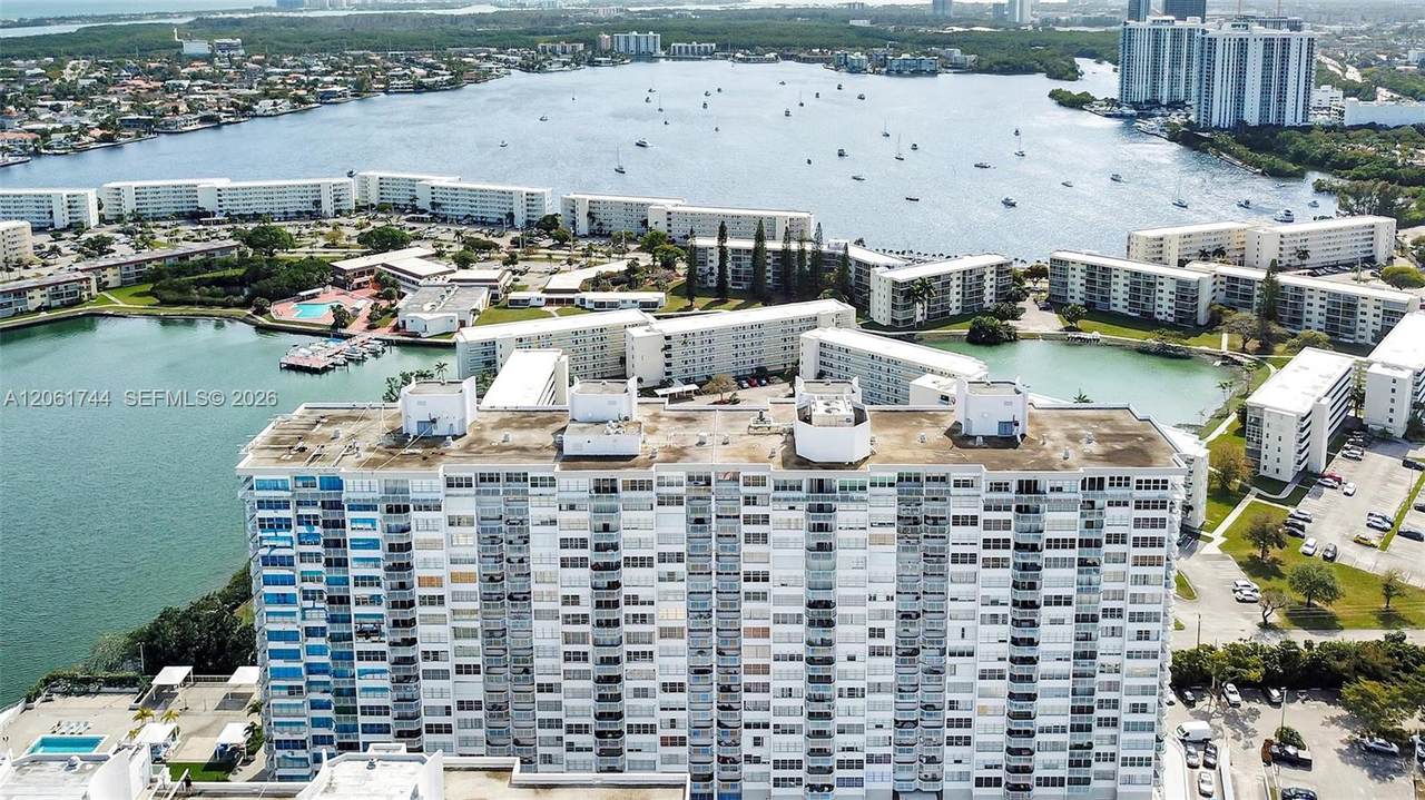 https://bt-photos.global.ssl.fastly.net/miami/1280_boomver_1_A12061744-2.jpg