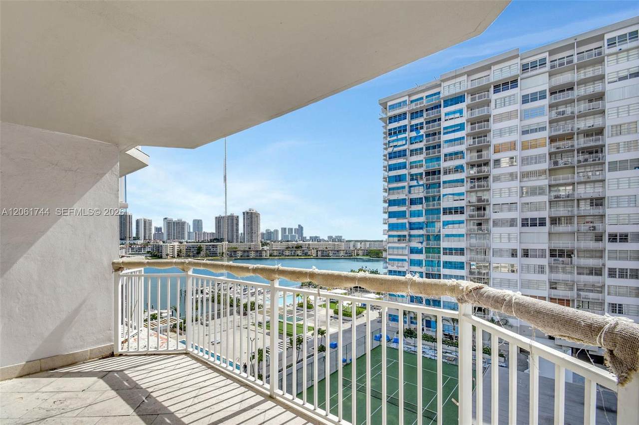 https://bt-photos.global.ssl.fastly.net/miami/1280_boomver_1_A12061744-2.jpg