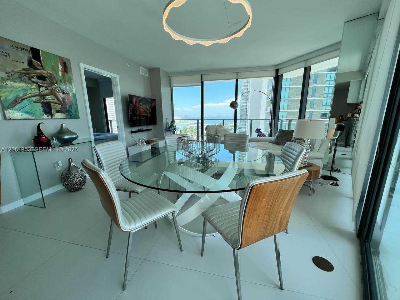https://bt-photos.global.ssl.fastly.net/miami/1280_boomver_1_A12061853-2.jpg