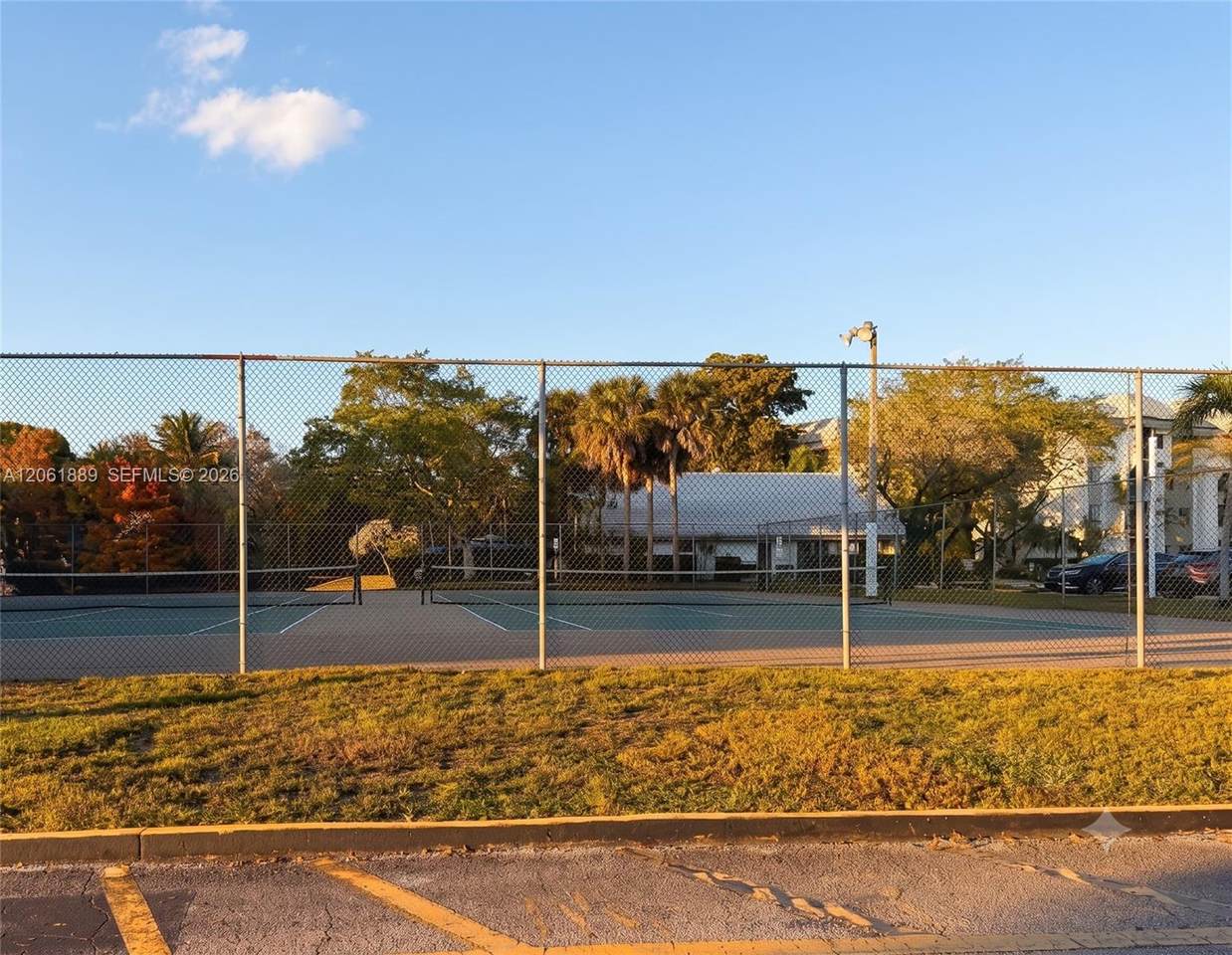 https://bt-photos.global.ssl.fastly.net/miami/1280_boomver_1_A12061889-2.jpg
