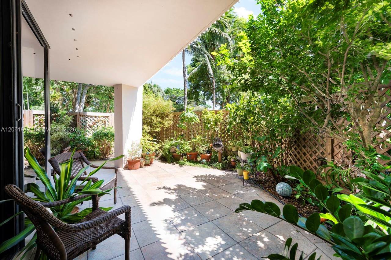 https://bt-photos.global.ssl.fastly.net/miami/1280_boomver_1_A12061912-2.jpg
