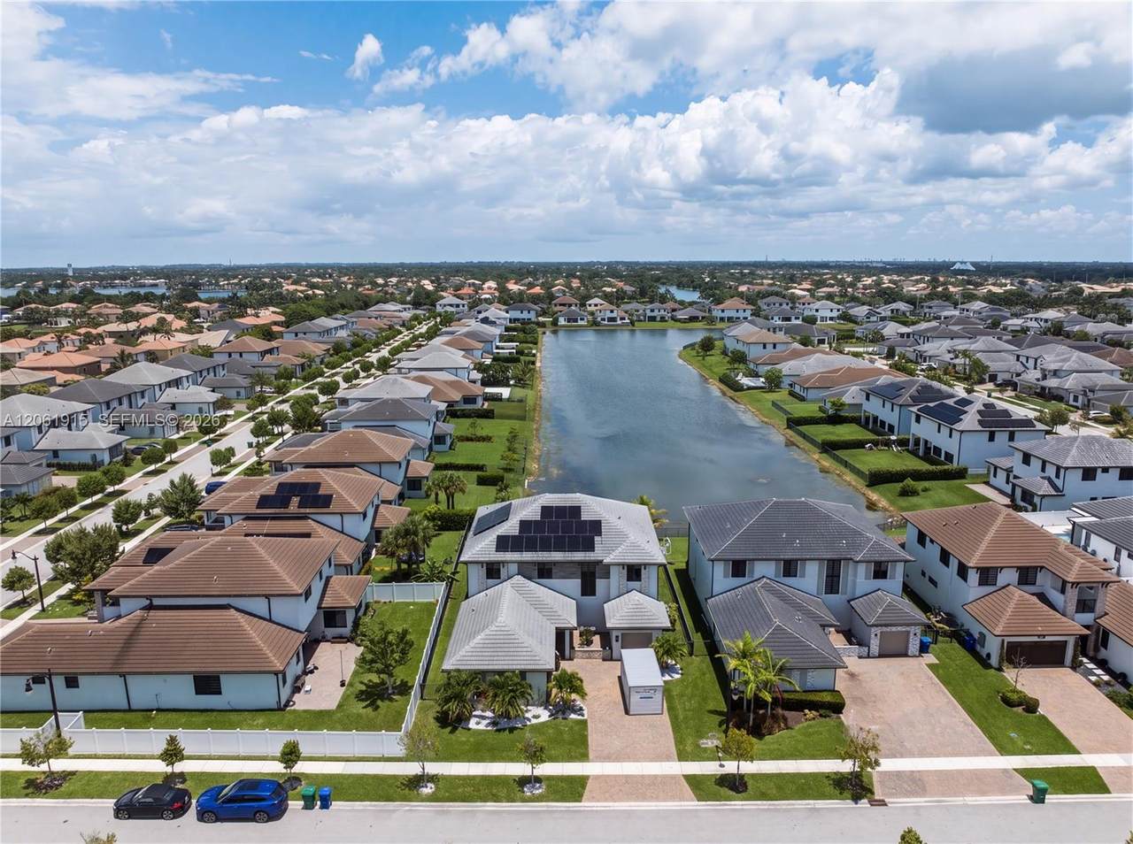 https://bt-photos.global.ssl.fastly.net/miami/1280_boomver_1_A12061915-2.jpg