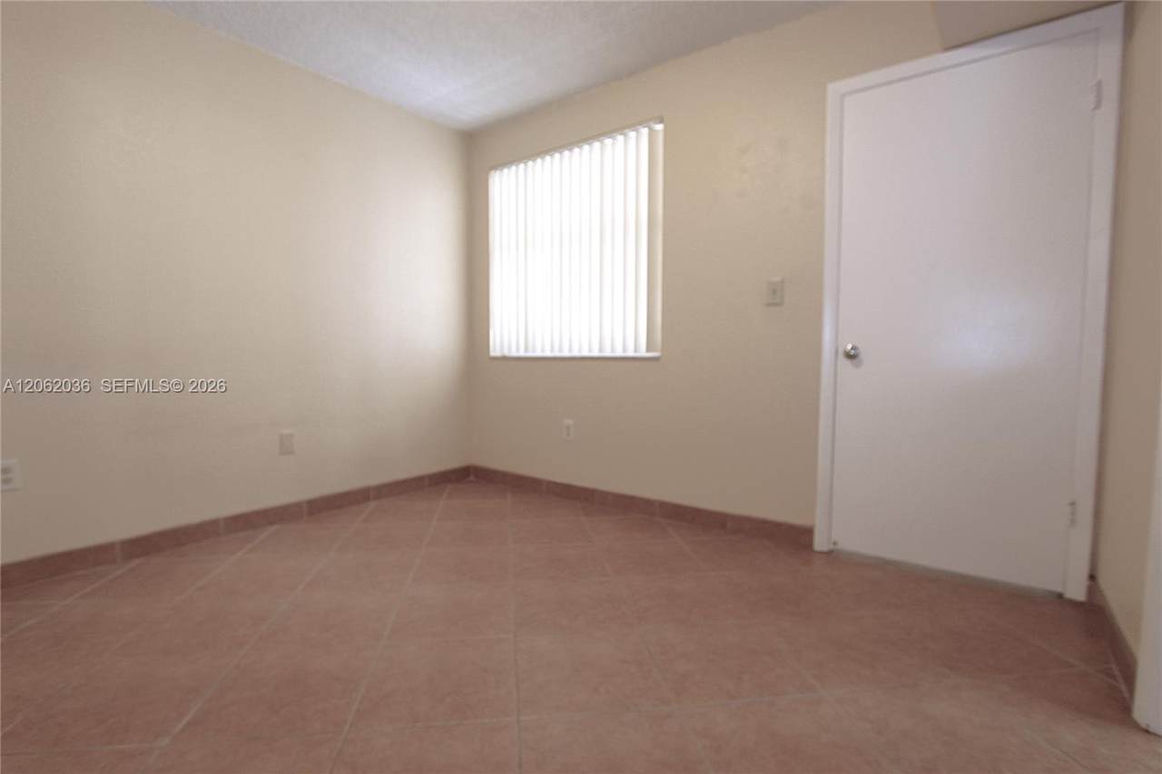 https://bt-photos.global.ssl.fastly.net/miami/1280_boomver_1_A12062036-2.jpg