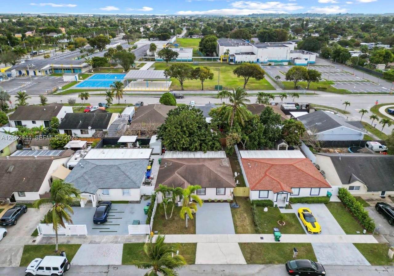 https://bt-photos.global.ssl.fastly.net/miami/1280_boomver_1_A12062044-2.jpg