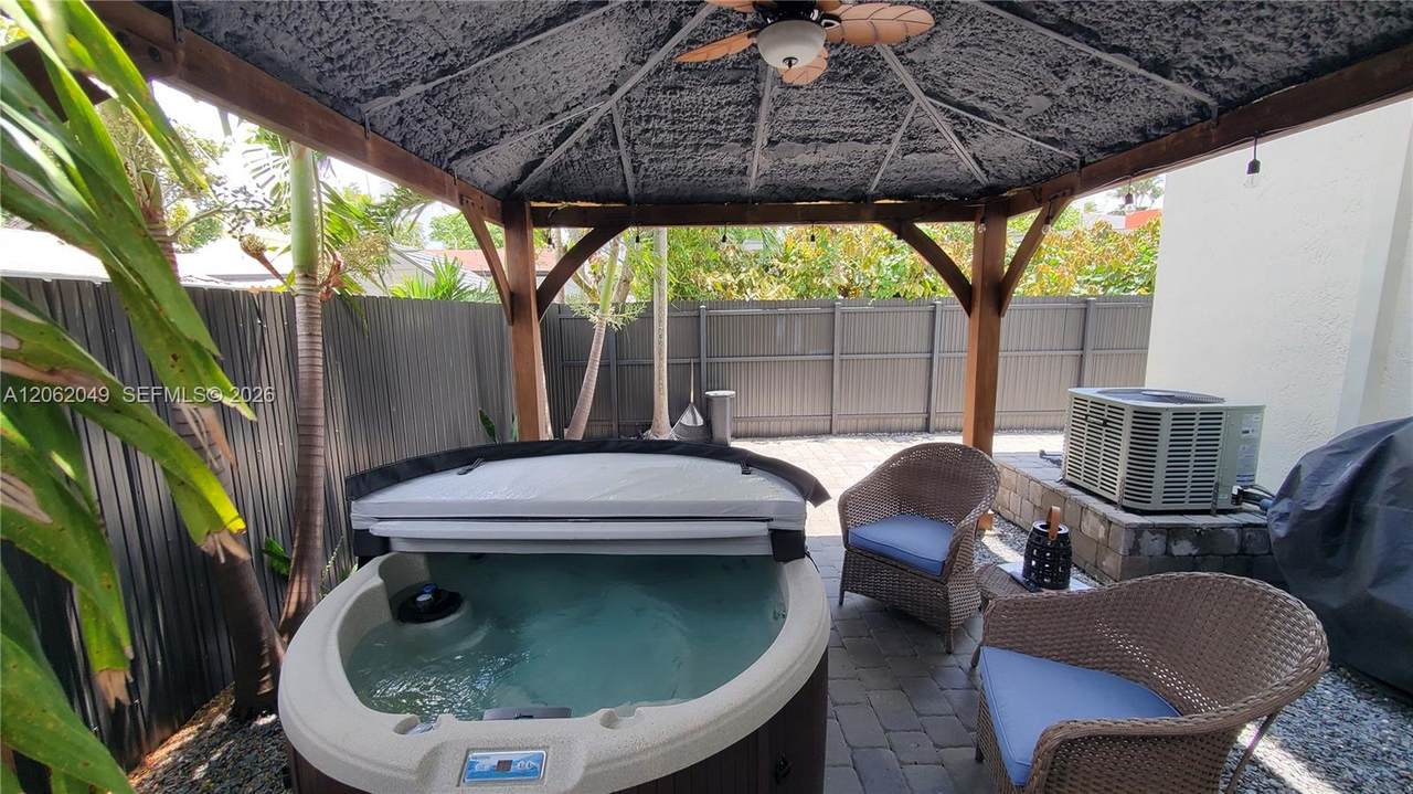 https://bt-photos.global.ssl.fastly.net/miami/1280_boomver_1_A12062049-2.jpg