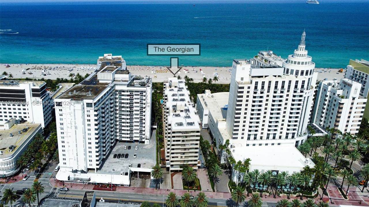 1623 Collins Ave - Photo 1