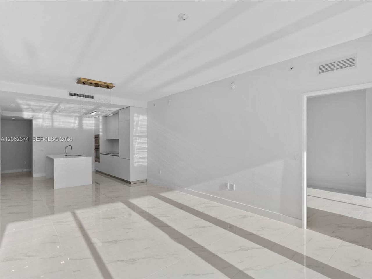 https://bt-photos.global.ssl.fastly.net/miami/1280_boomver_1_A12062374-2.jpg