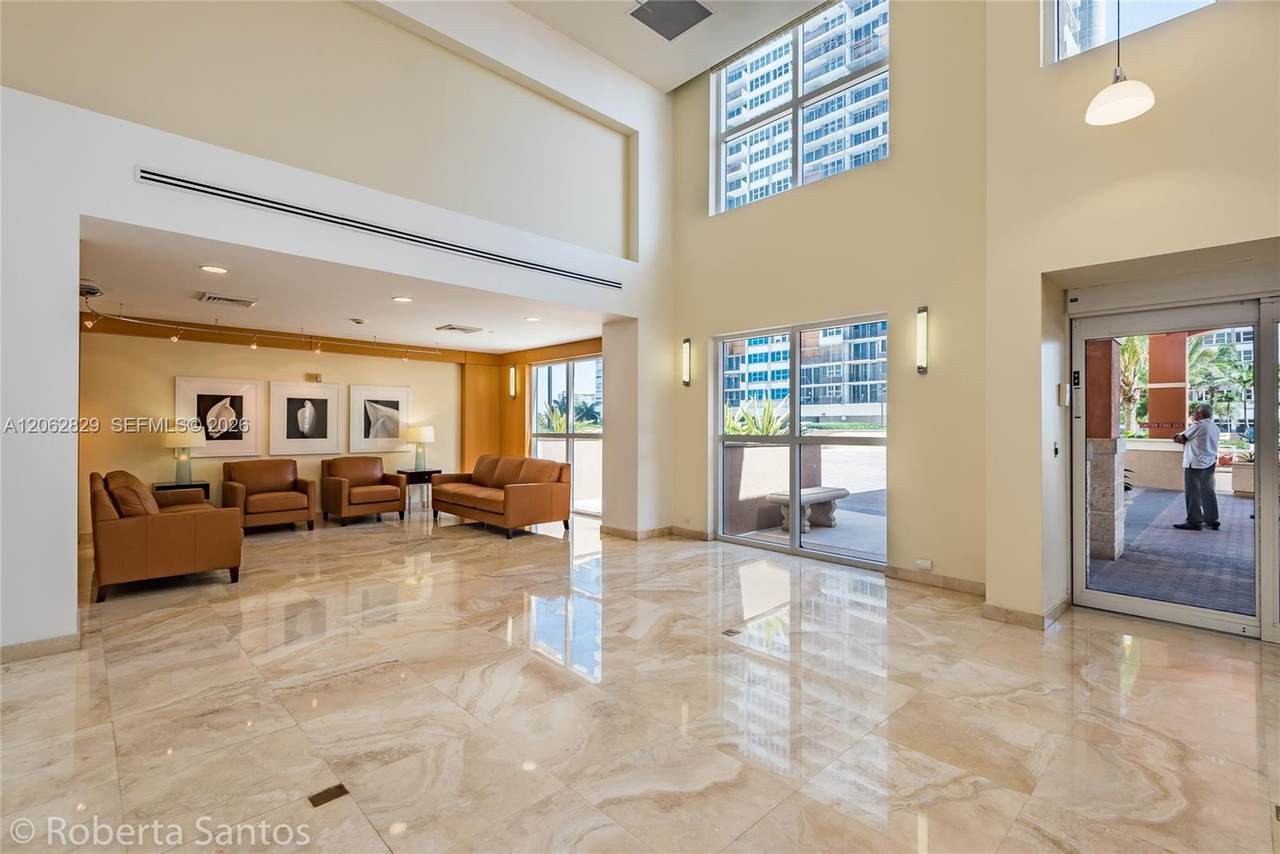 https://bt-photos.global.ssl.fastly.net/miami/1280_boomver_1_A12062829-2.jpg