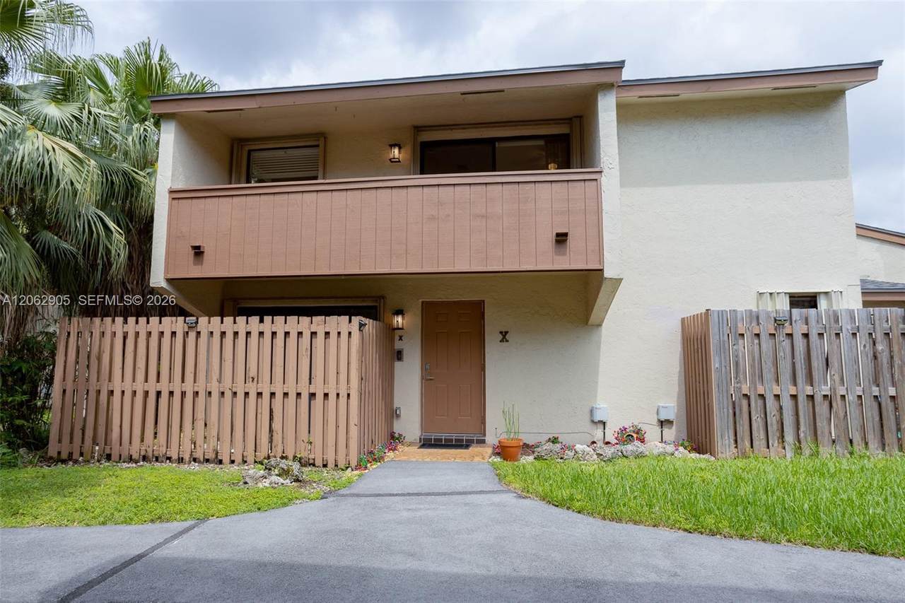 11353 109th Rd - Photo 1