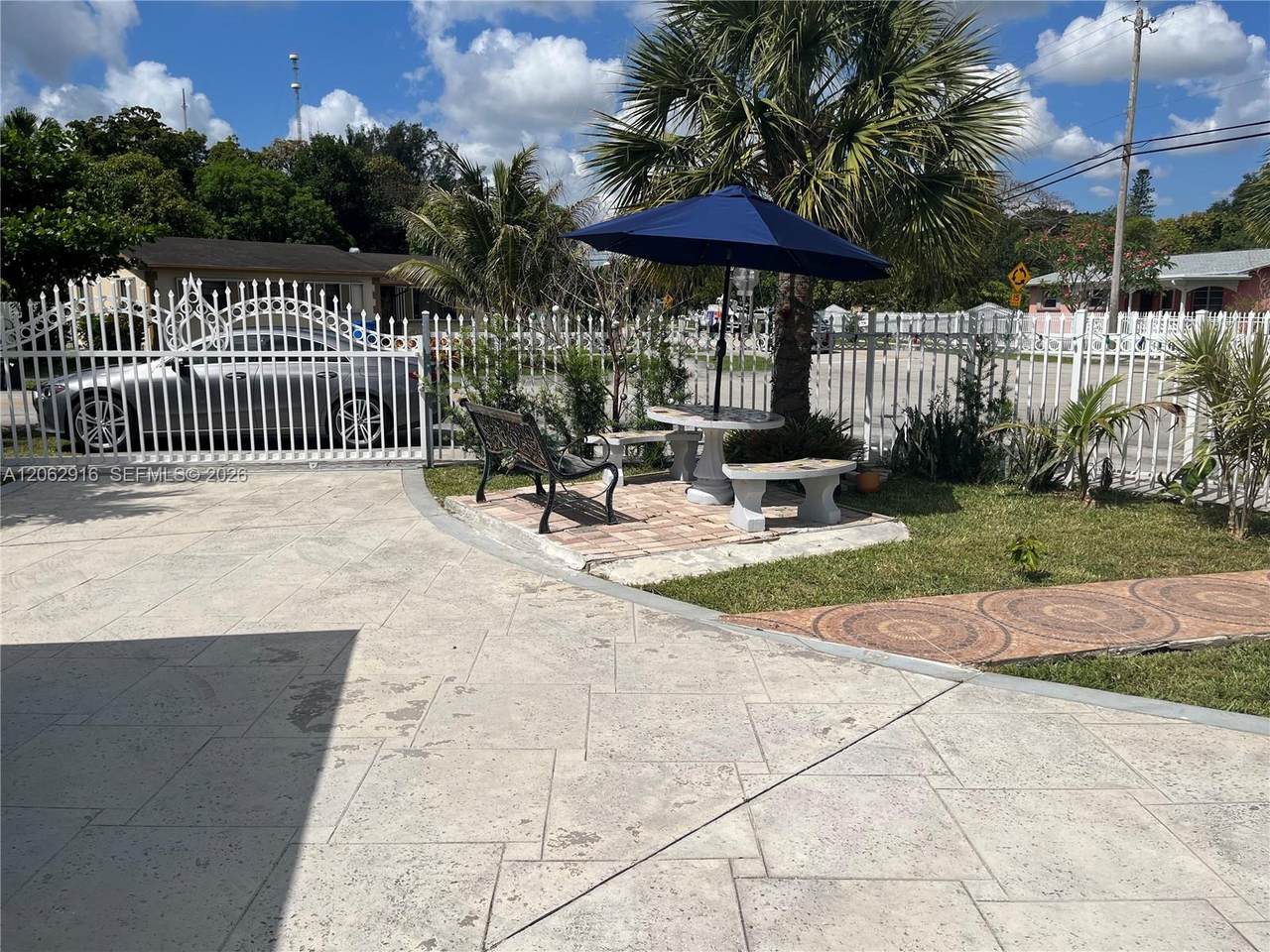 https://bt-photos.global.ssl.fastly.net/miami/1280_boomver_1_A12062916-2.jpg