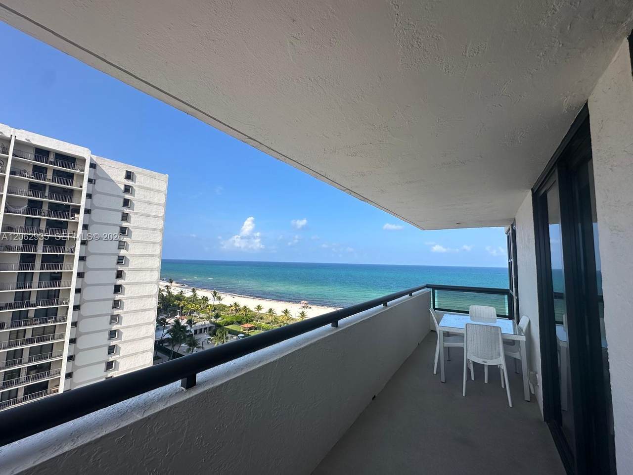 https://bt-photos.global.ssl.fastly.net/miami/1280_boomver_1_A12062935-2.jpg