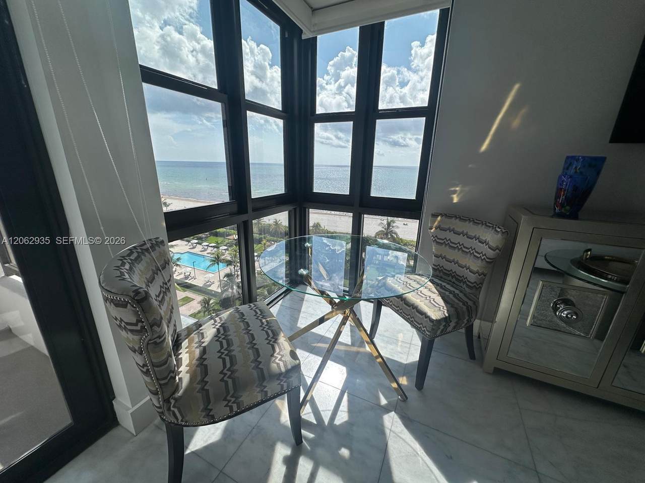https://bt-photos.global.ssl.fastly.net/miami/1280_boomver_1_A12062935-2.jpg