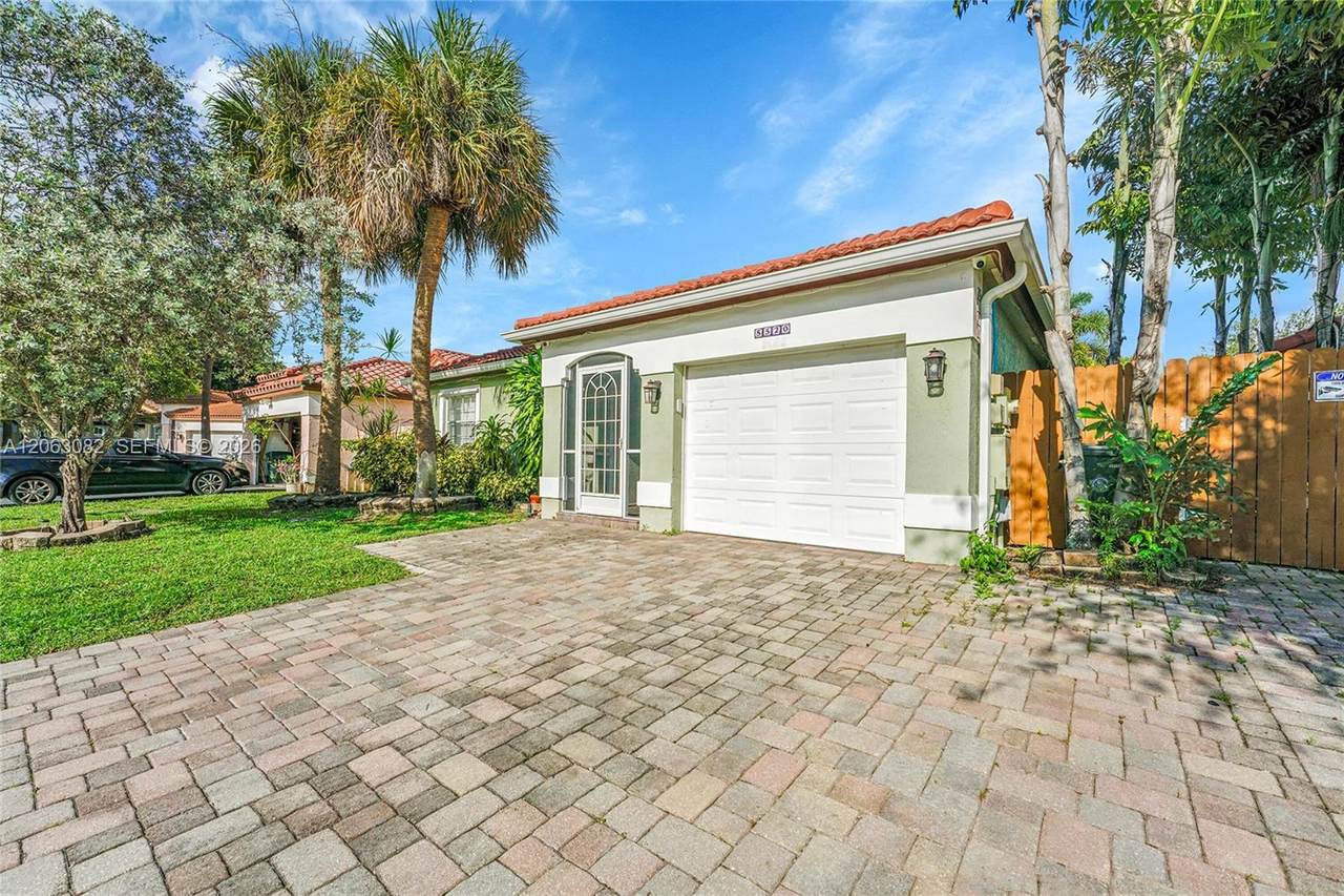 https://bt-photos.global.ssl.fastly.net/miami/1280_boomver_1_A12063082-2.jpg