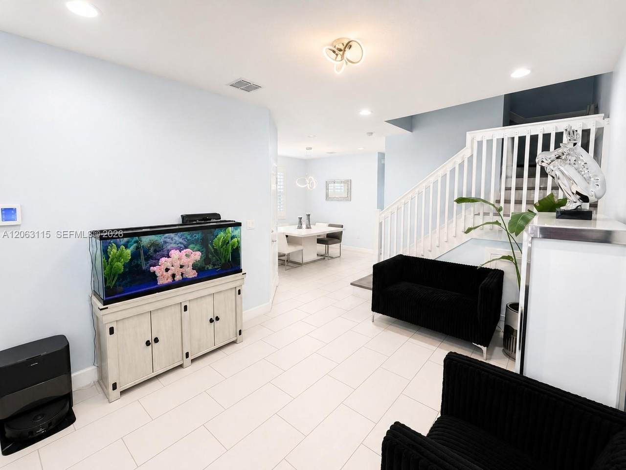 https://bt-photos.global.ssl.fastly.net/miami/1280_boomver_1_A12063115-2.jpg