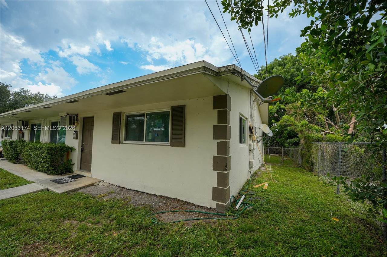 715 58th Ave - Photo 1