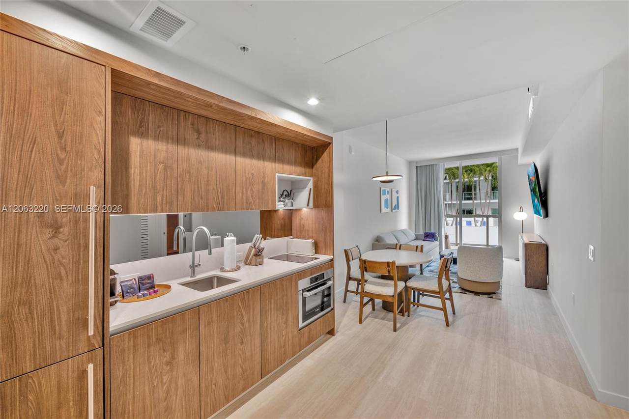 1611 2nd Ave - Photo 1