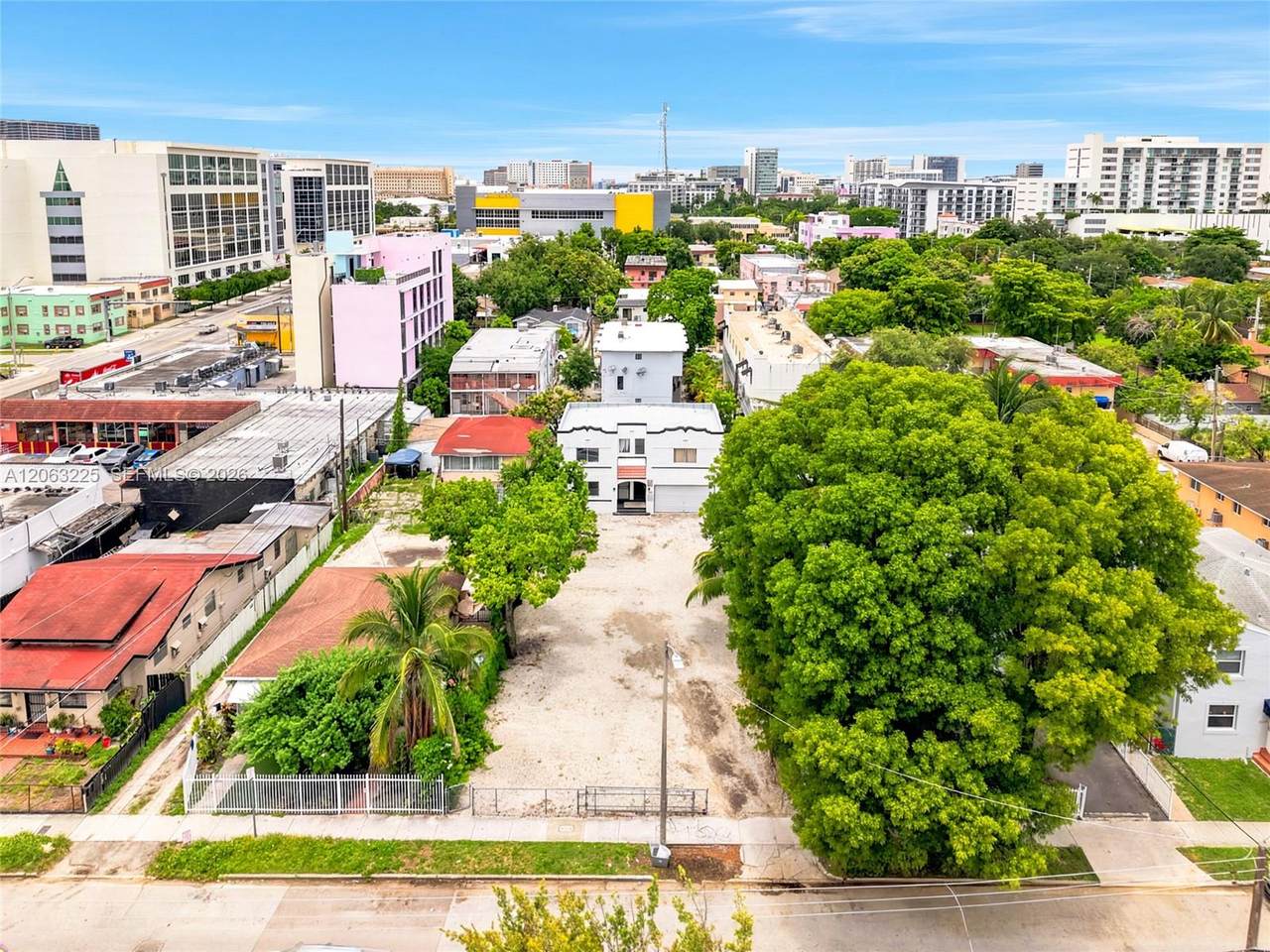 https://bt-photos.global.ssl.fastly.net/miami/1280_boomver_1_A12063225-2.jpg